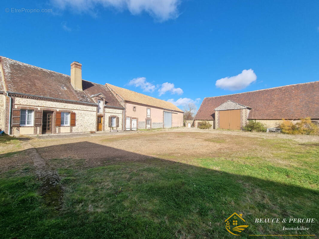 Maison à ILLIERS-COMBRAY
