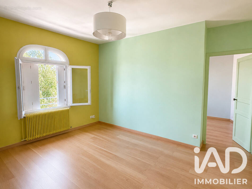 Maison 6 pièces 169 m² · à Tours · 169 m² · 624 900 €