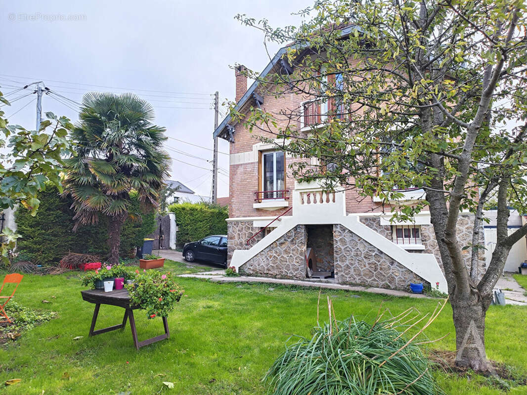 Maison à NOISY-LE-SEC