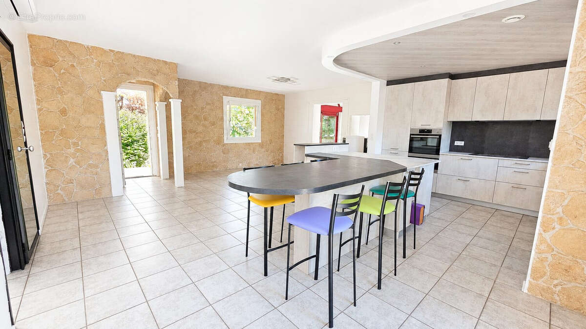 Maison à BONS-EN-CHABLAIS