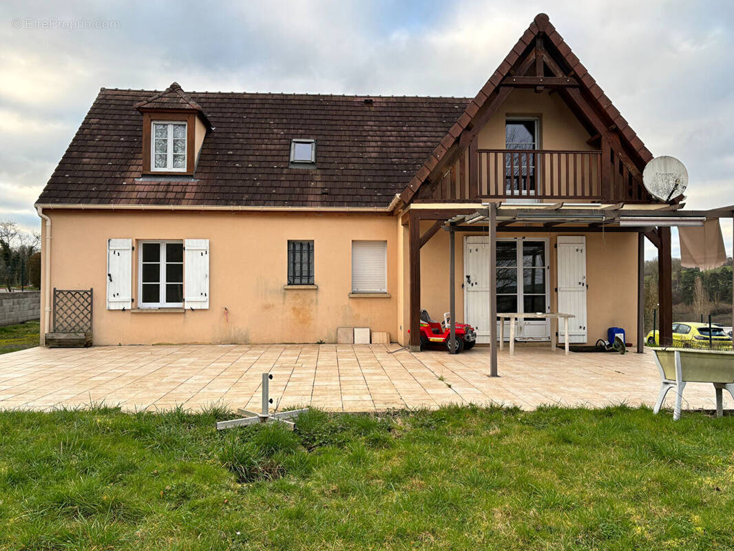 Maison à SAINTE-GENEVIEVE