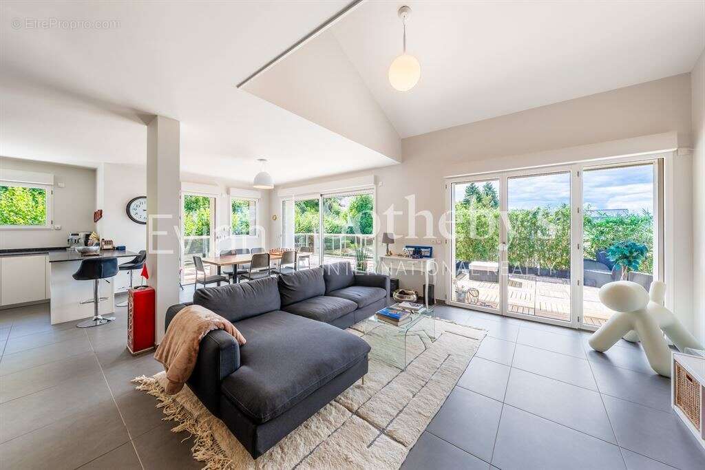 Appartement à EVIAN-LES-BAINS