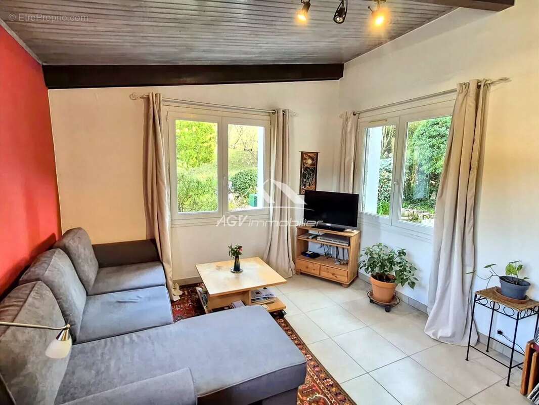 Maison à SAINT-PRIVAT-DES-VIEUX