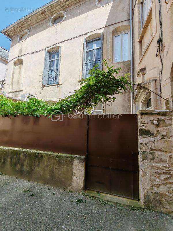 Maison à BOLLENE