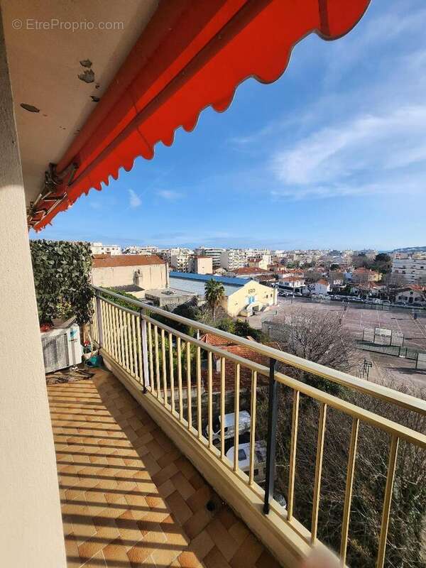   - Appartement à ANTIBES