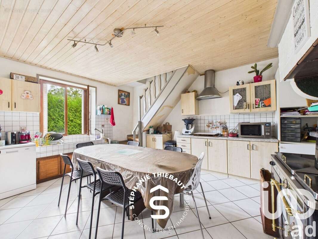 Photo 6 - Maison à GRUEY-LES-SURANCE
