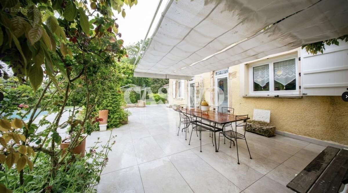 Maison à HEYRIEUX