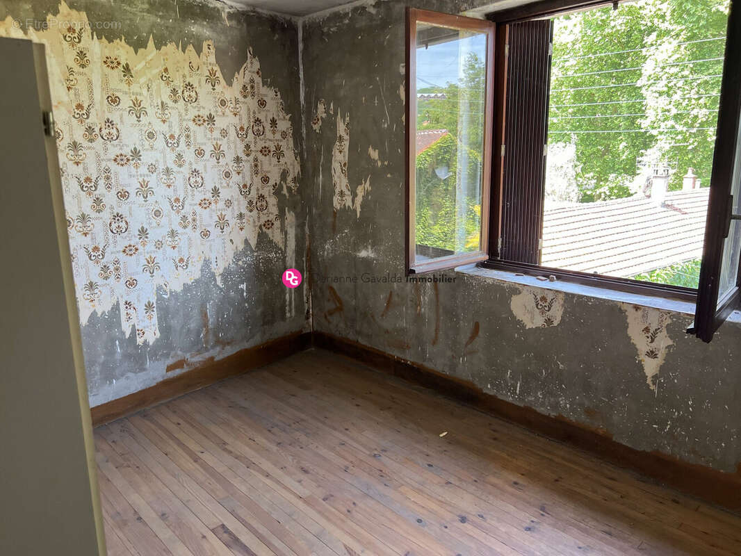 Maison 150 m² à Cransac  - photo 5