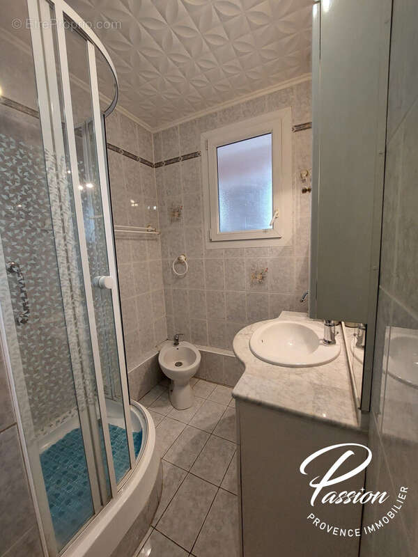 Appartement à SALON-DE-PROVENCE