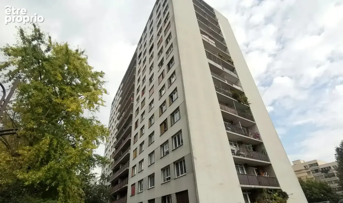 94400 vitry sur seine appartement 2 pieces 48.54 m² avec un balcon, une cave et un parking - photo 1