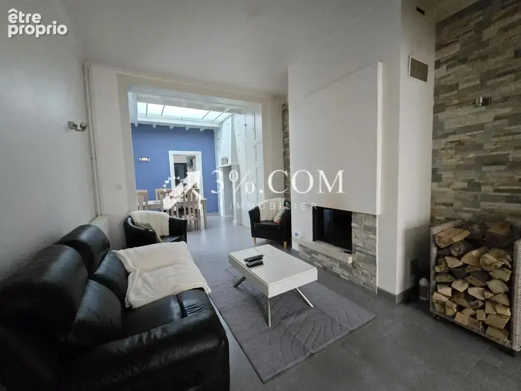Maison semi-ndividuelle avec 4 chambres, un garage et un gra - photo 1