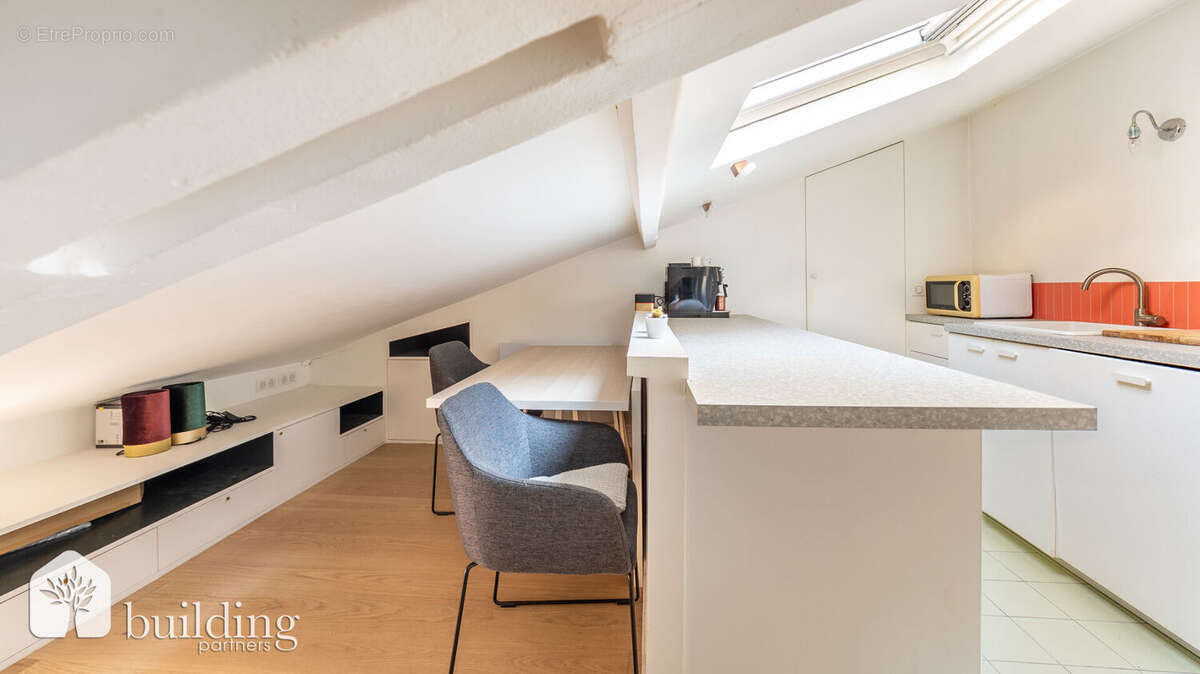 Batignolles Cardinet Paris 17ème - Appartement 2 pièces 60 m² habitables - photo 8