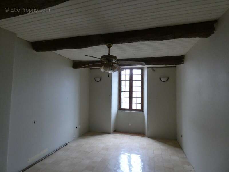 Maison à DURFORT-ET-SAINT-MARTIN-DE-SOSSENAC