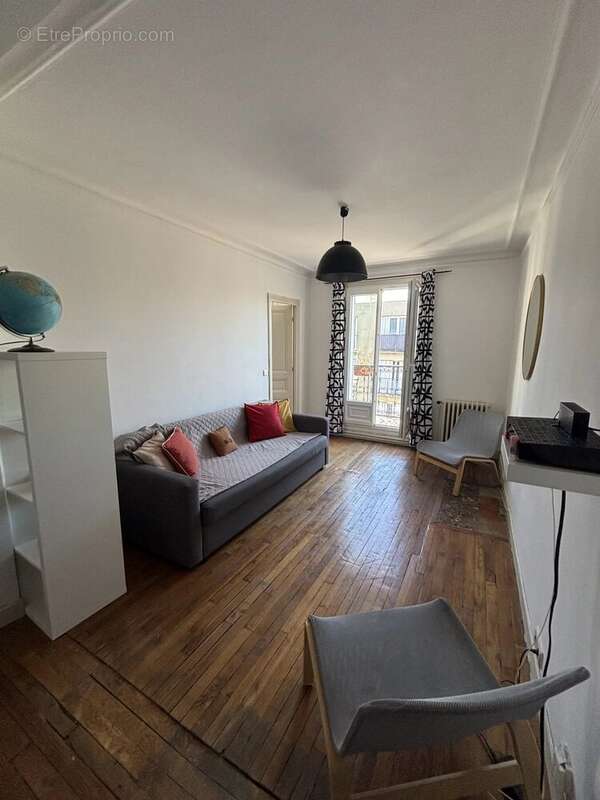 Appartement à PARIS-18E