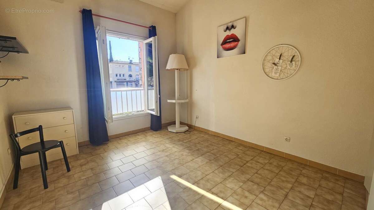Appartement à VALLAURIS