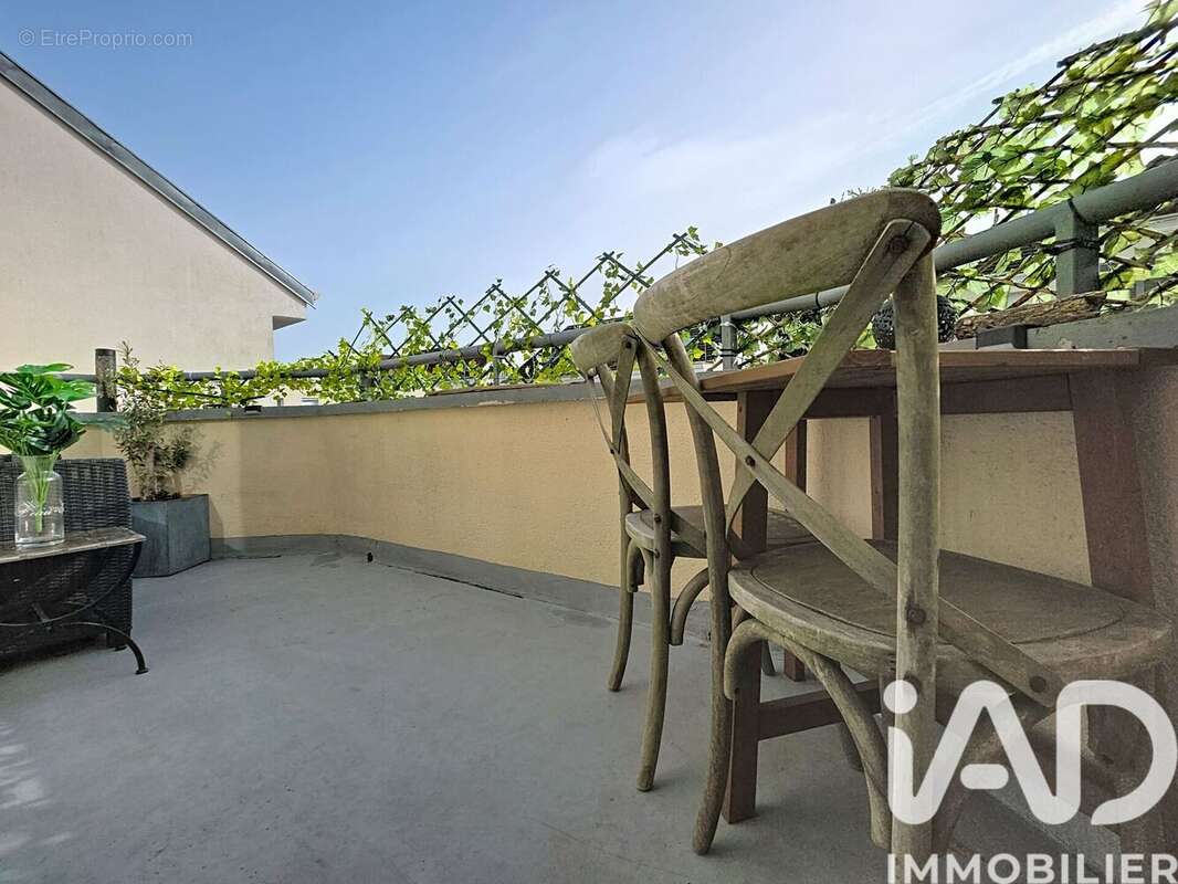 Photo 2 - Appartement à OZOIR-LA-FERRIERE