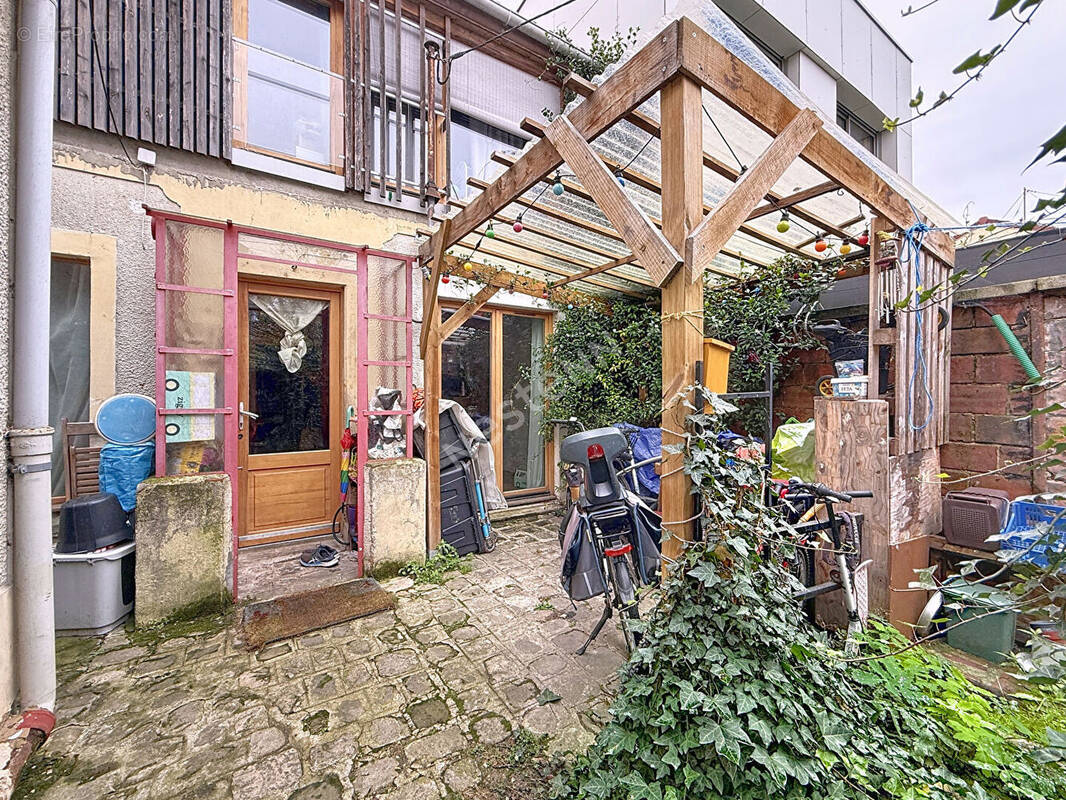 Maison à LES LILAS