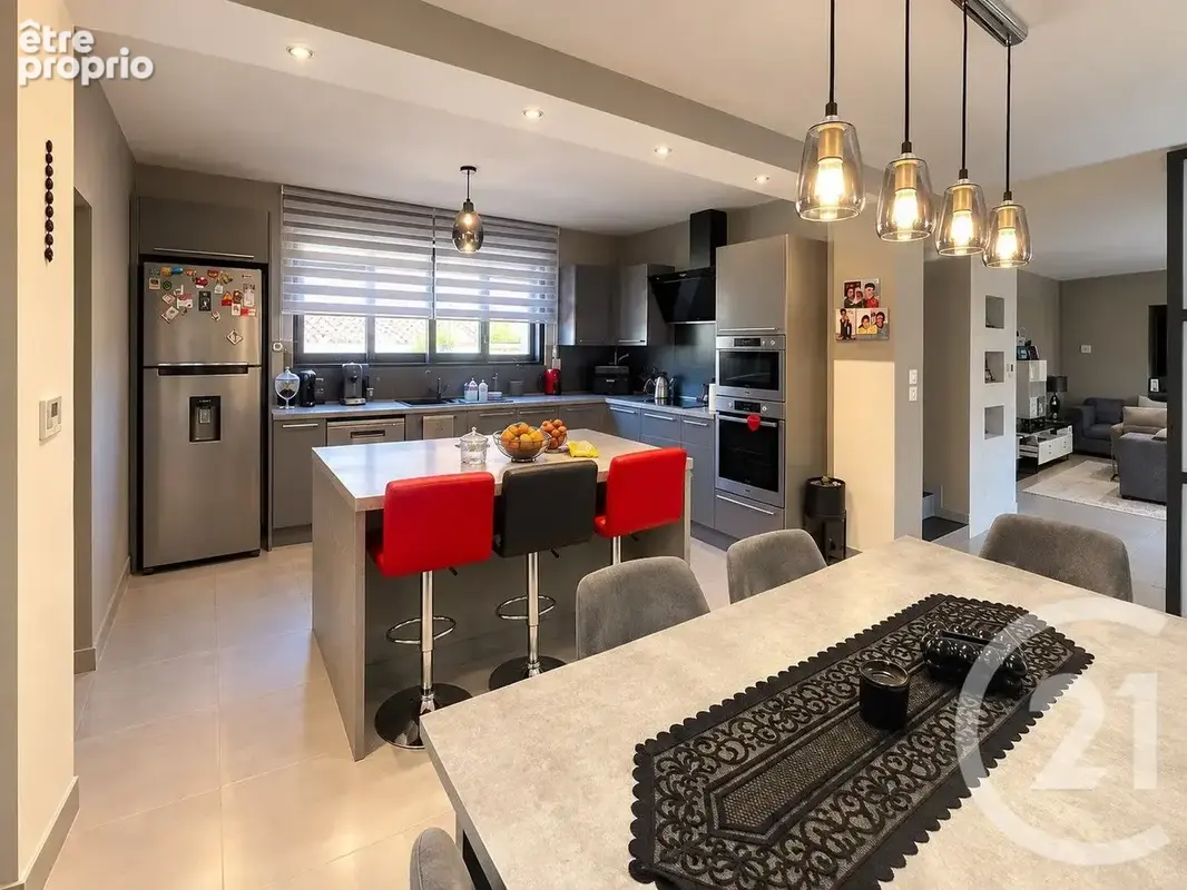 Maison 5 pièces 114 m² à vendre à Portet-Sur-Garonne (31120) - photo 4