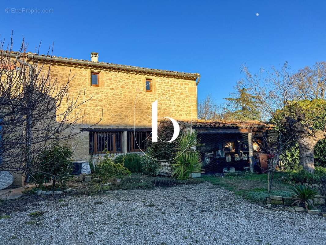 Maison à UZES