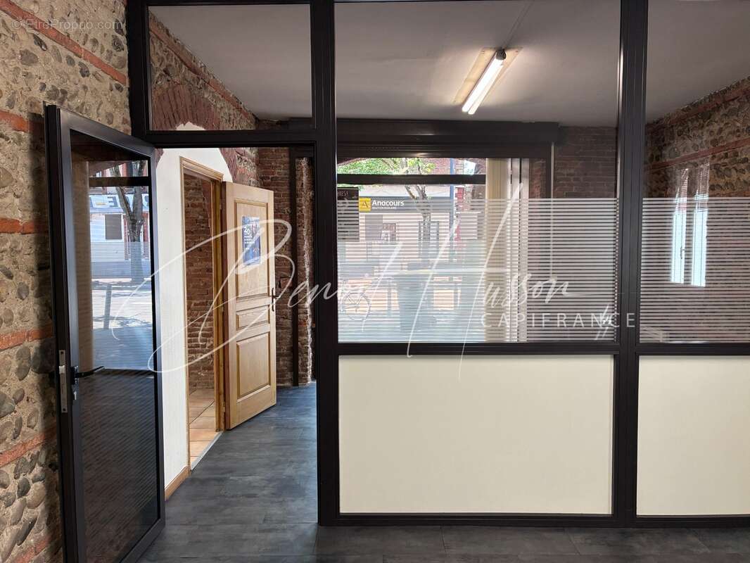 Local commercial de caractère – plain-pied de 116,44 m² (erp) en rdc - photo 6
