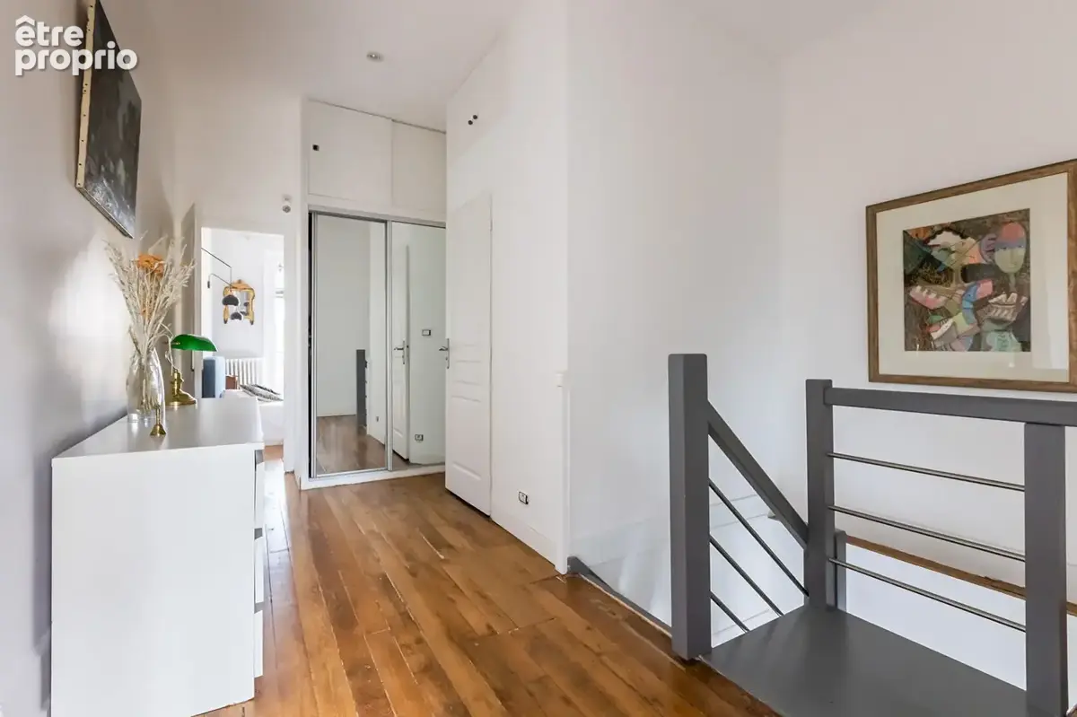 Duplex de 118m² - Lumineux et ensoleillé -  Box fermé deux places en enfilade en sus - photo 10