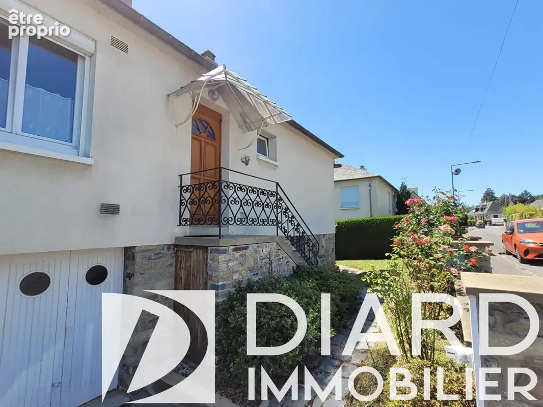 Sous compromis ! Nouveauté en exclusivité Cabinet Diard Immobilier ! Jolie maison T3 plein centre-ville - photo 17