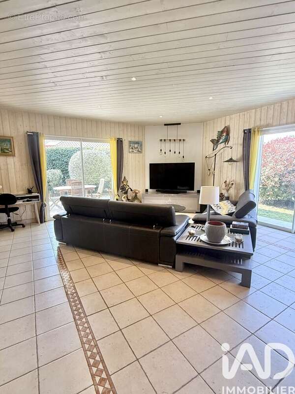 Photo 8 - Maison à LANTON