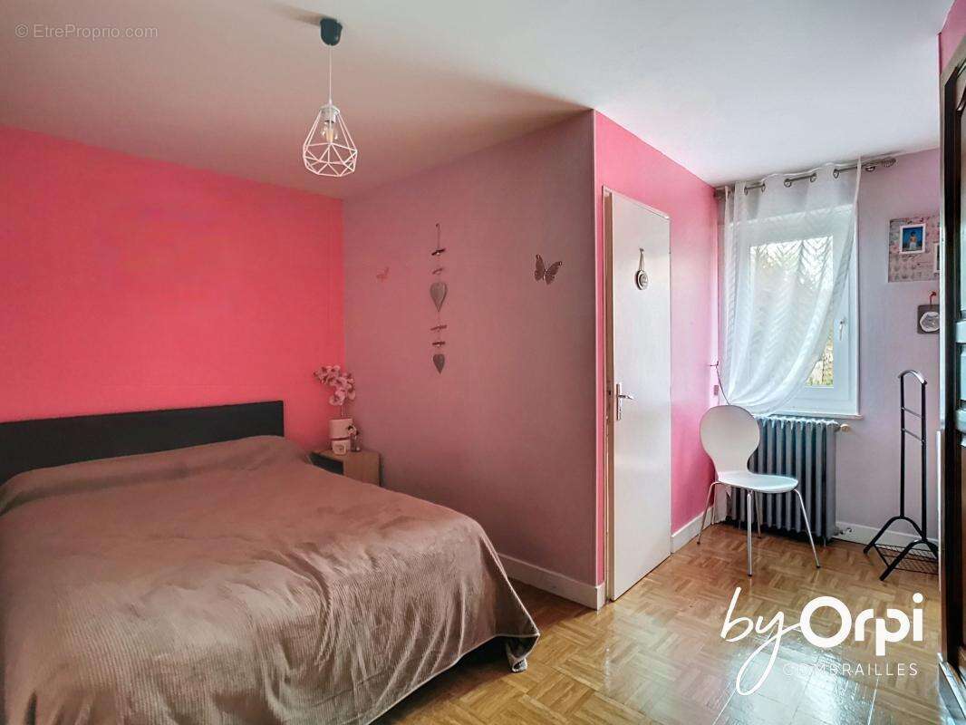 Maison à COMMENTRY