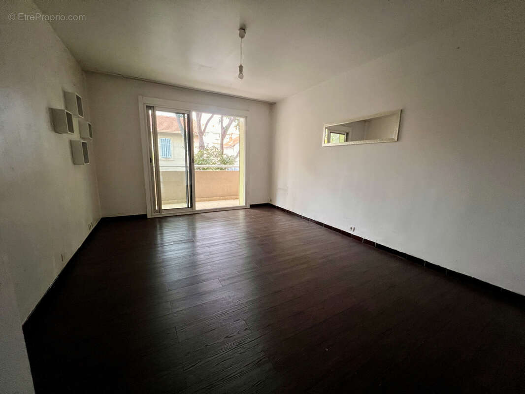 Appartement à MARSEILLE-10E