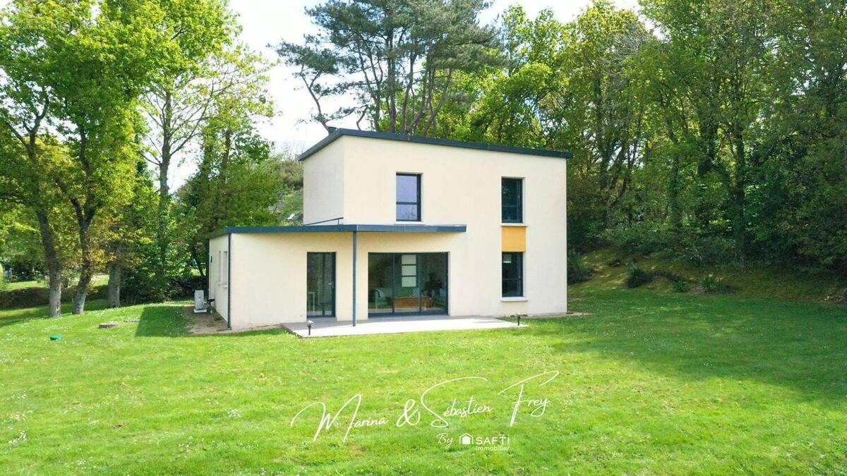 Photo 1 - Maison à LOCQUIREC