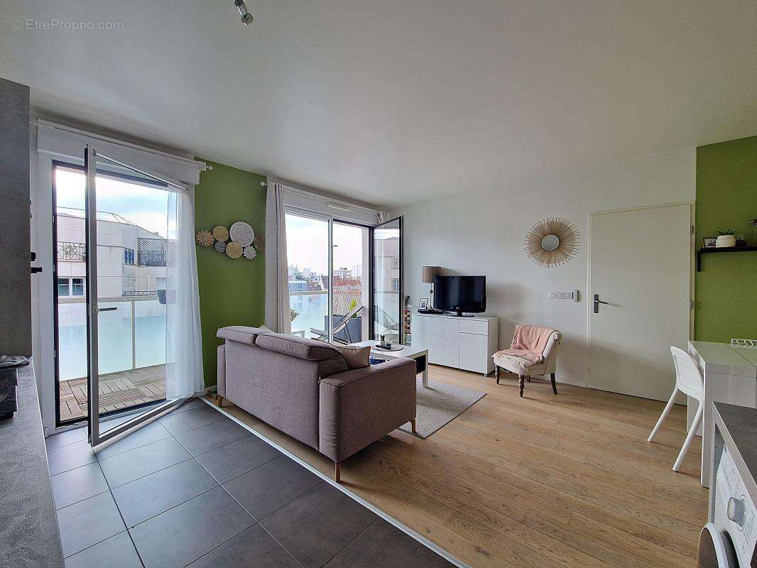 Appartement à ASNIERES-SUR-SEINE