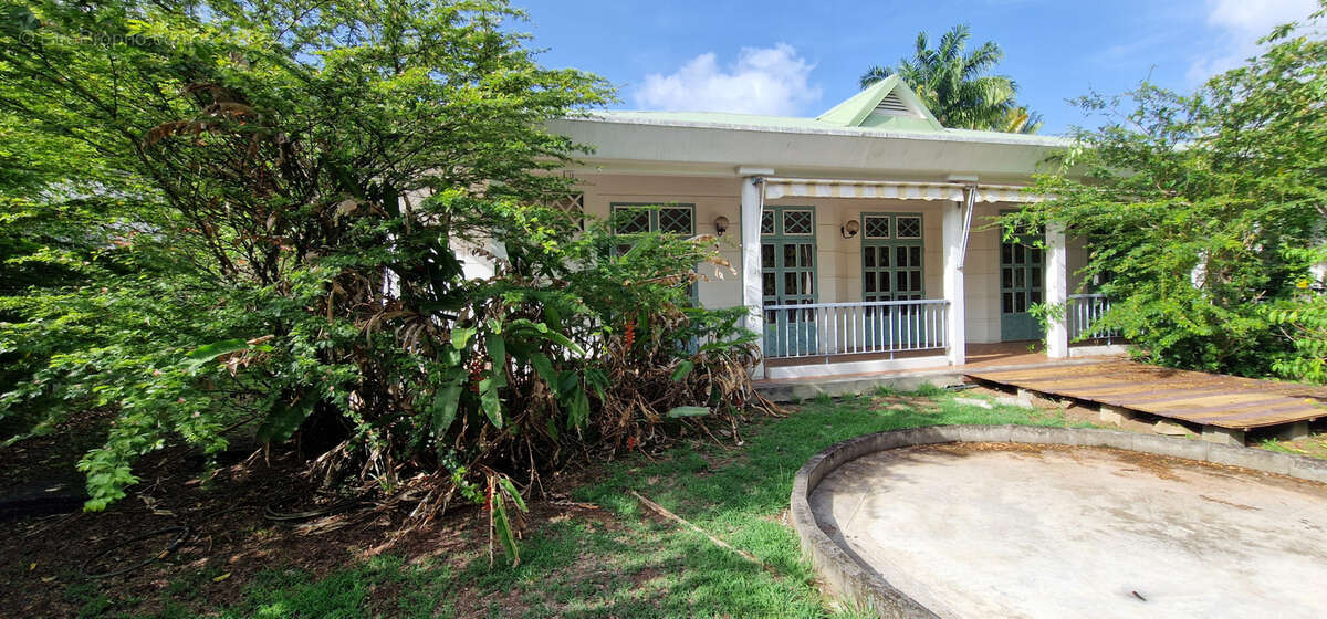 Maison à FORT-DE-FRANCE