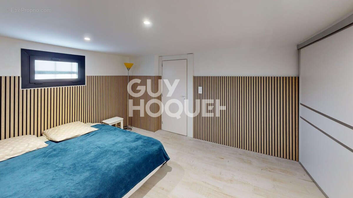 Maison à SAINT-CYPRIEN