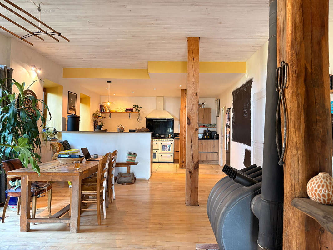 Ancienne grange rénovée esprit loft - photo 4