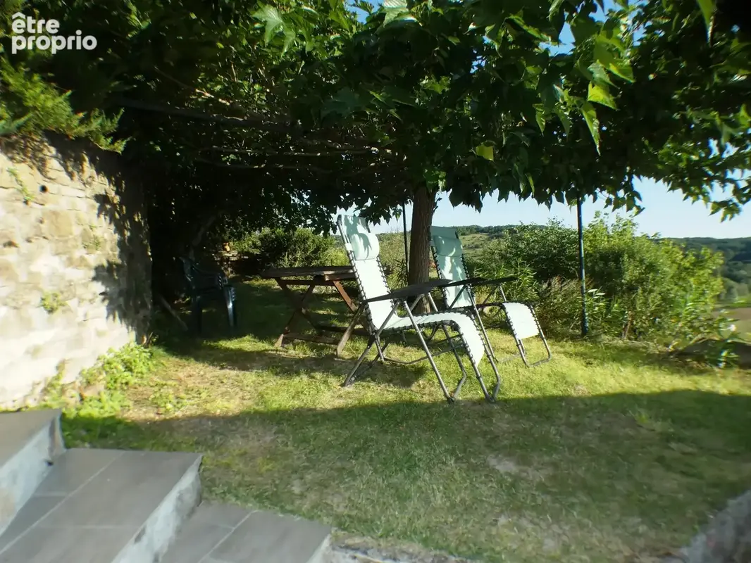 Maison de village rénovée et appartement - photo 12