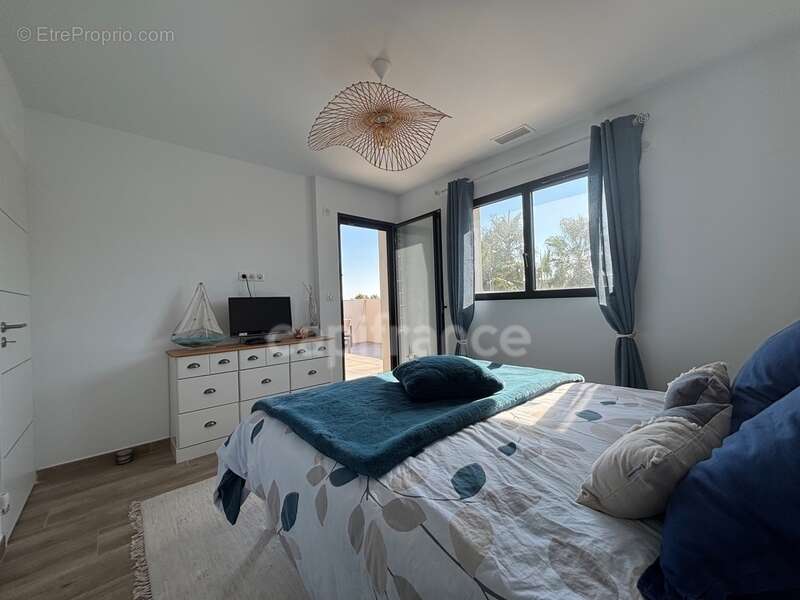 Grau d'agde(34) a vendre villa contemporaine p6, prestations haut de gamme, proche mer, secteur calme - photo 16