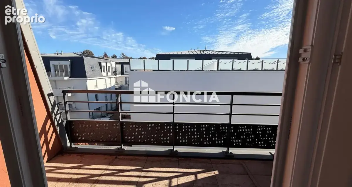 Beau 3P avec balcon dans résidence proche Gare avec parking - photo 2