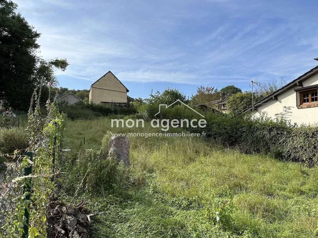 Terrain à PERRIERS-SUR-ANDELLE