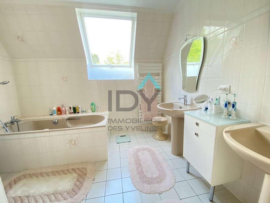 Maison à L'ETANG-LA-VILLE