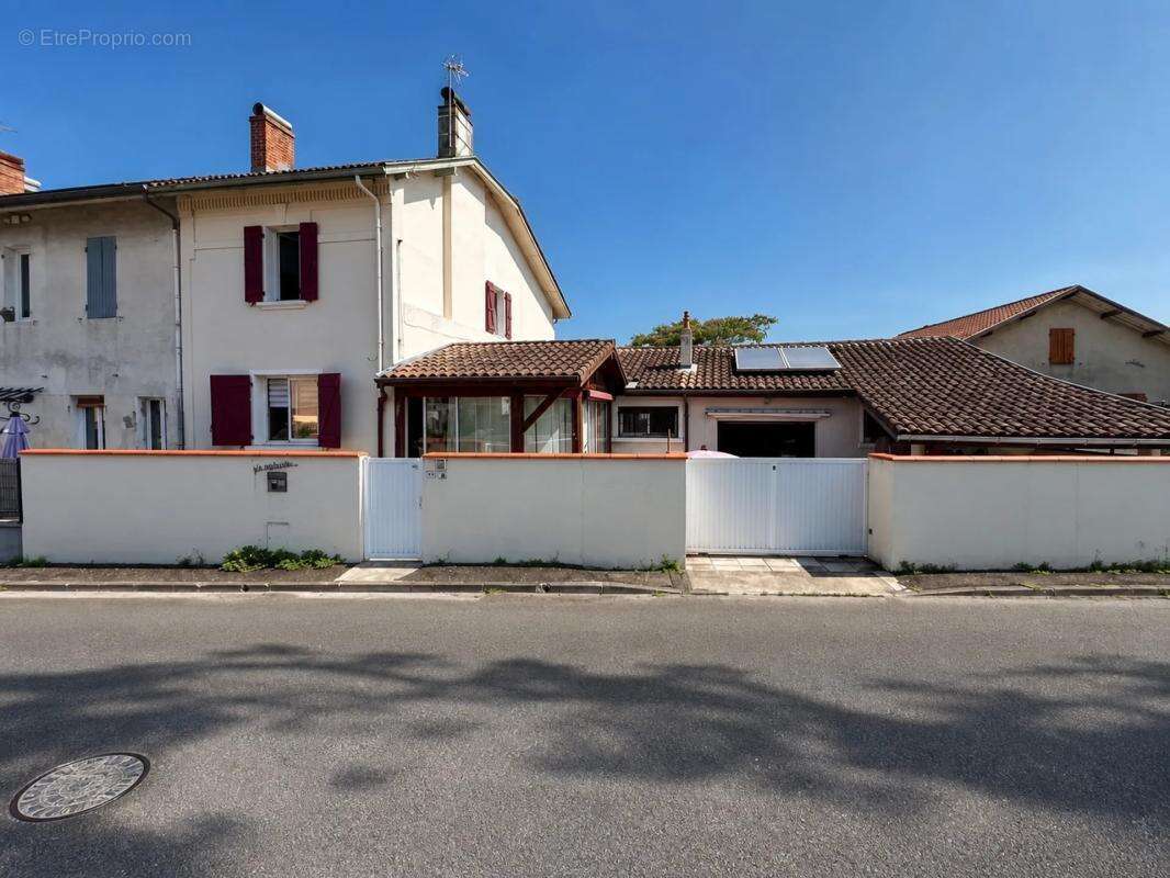 Maison de 7 pièces de 130 m² à Tartas - photo 10