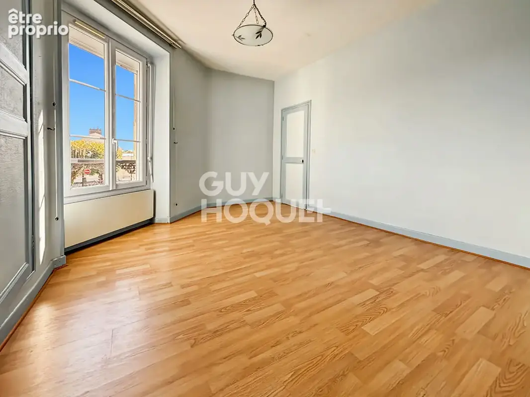 Appartement 4 pièces à vendre à Fontenay Trésigny - photo 4