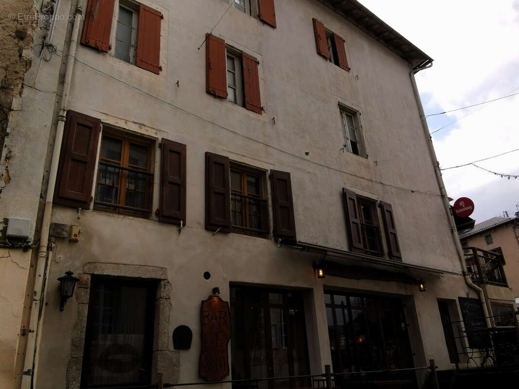 Appartement à LACAUNE