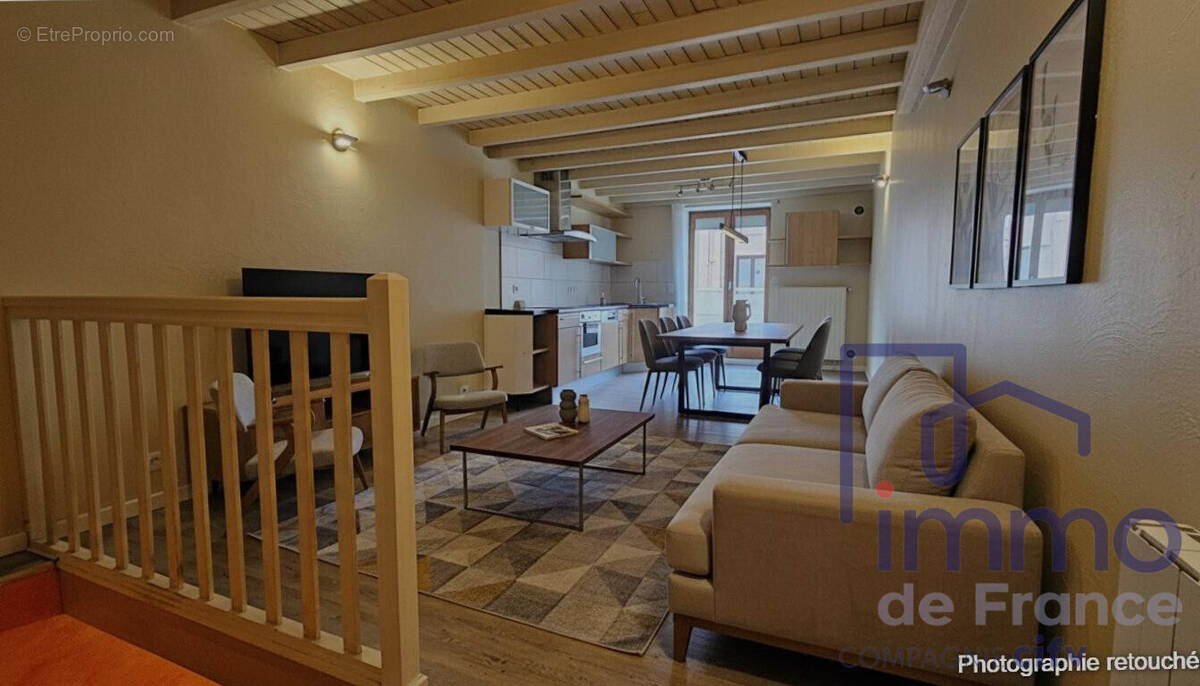 salon cuisine - Maison à LA FOUILLOUSE