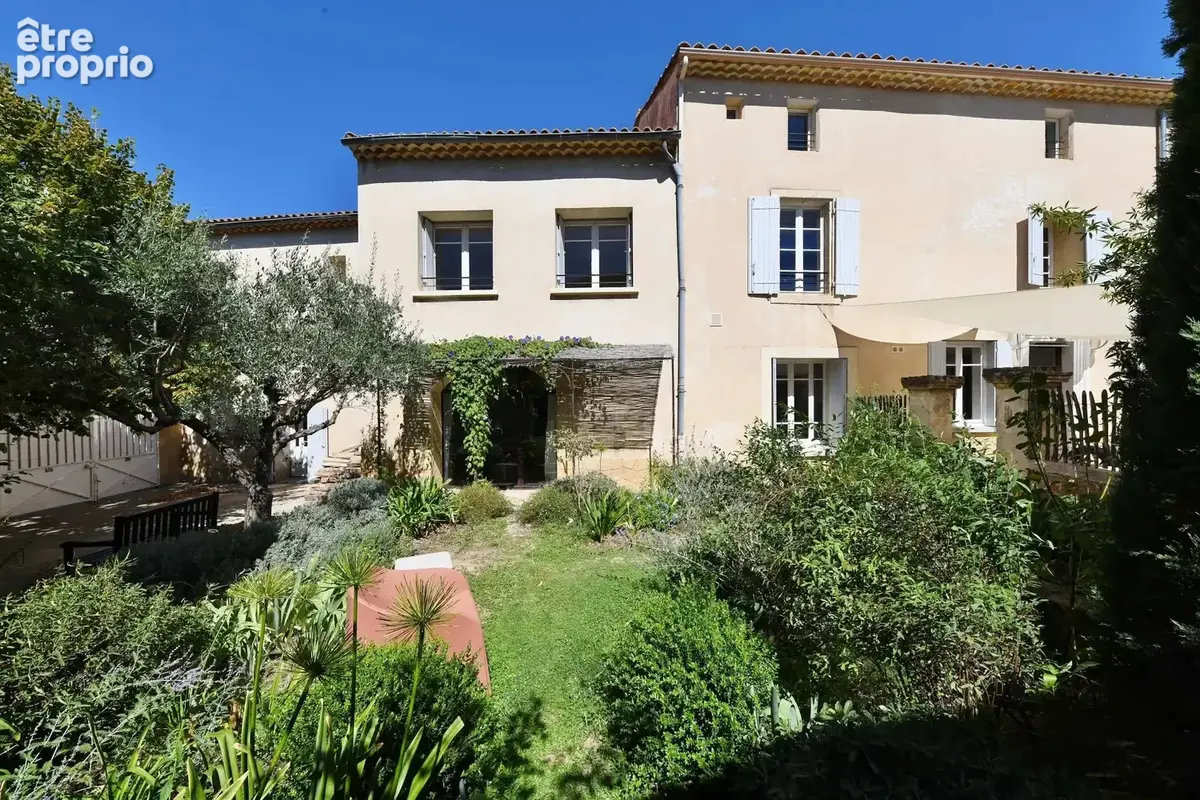 Maison à UZES