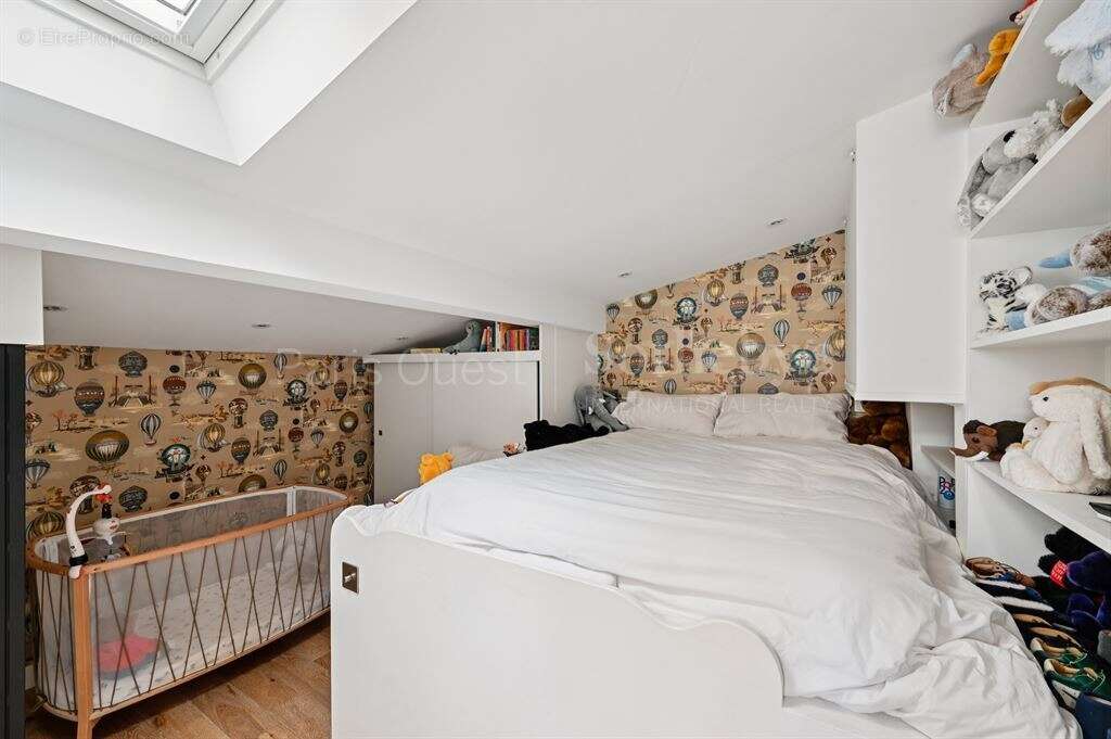 Maison à PARIS-17E