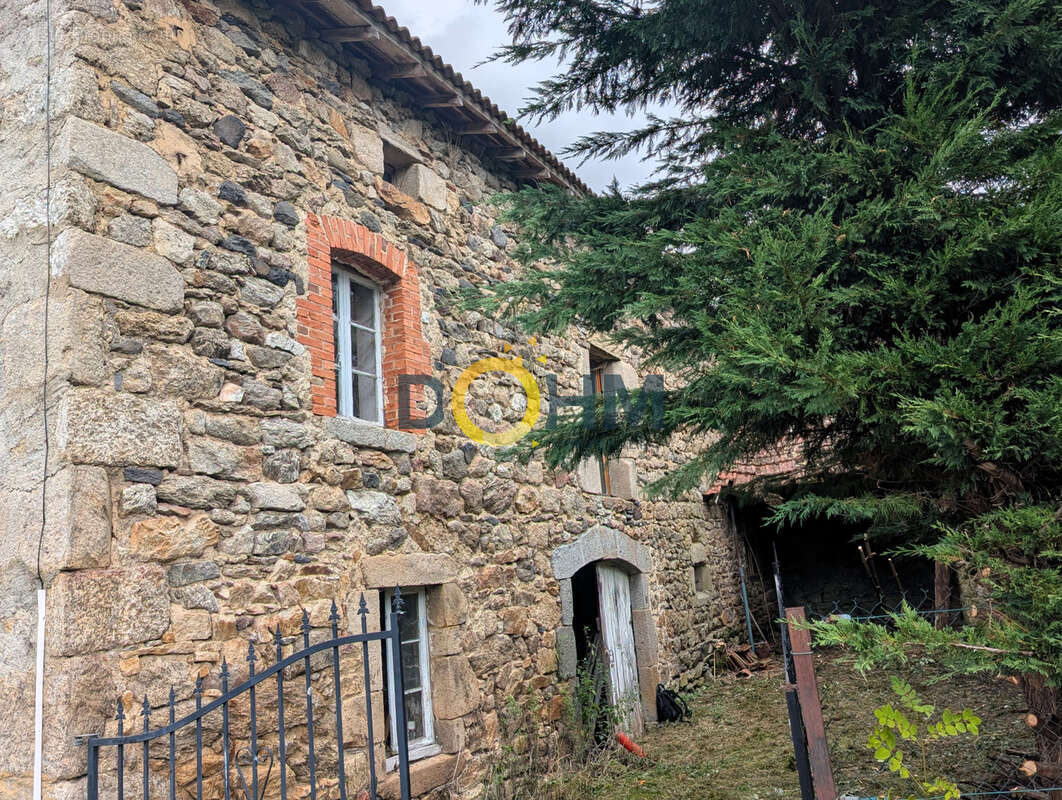 Maison à MONLET