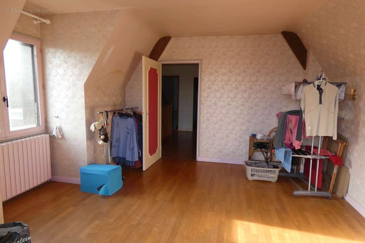 Maison à MONTCHANIN