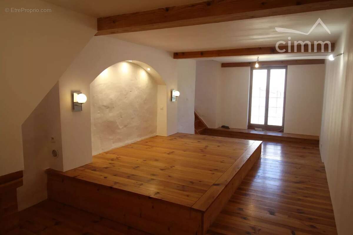 Appartement à PUIVERT