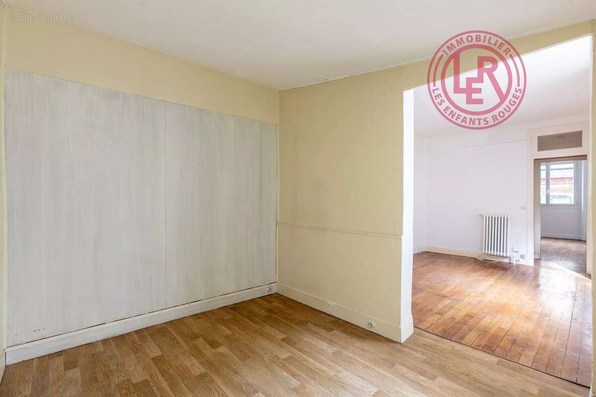 Appartement à PARIS-11E