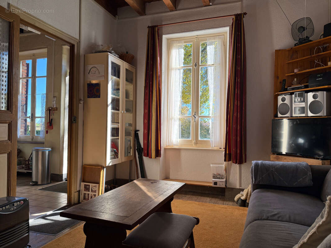 Maison à GOUTTIERES